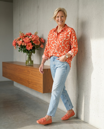 EsQualo - Bloes met Scarlet graphic print